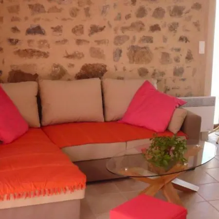 4 Avec Jardin, Animaux Acceptes, Terrasse Et Abri Voiture - Fr-1-496-17 Holiday home