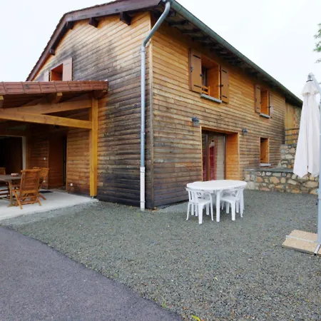4 Avec Jardin, Animaux Acceptes, Terrasse Et Abri Voiture - Fr-1-496-17 *